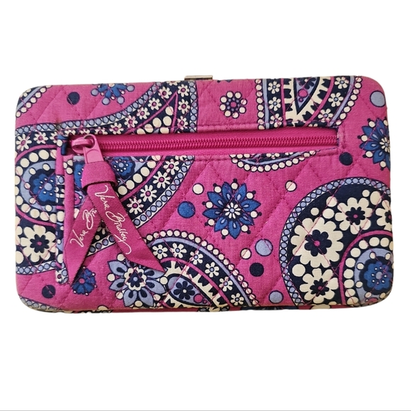 Vera Bradley Large Quilted Wallet - Picture 1 of 8